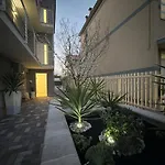 Palazzo Del Toro 2 Guest house
