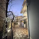 Palazzo Del Toro 2 4*