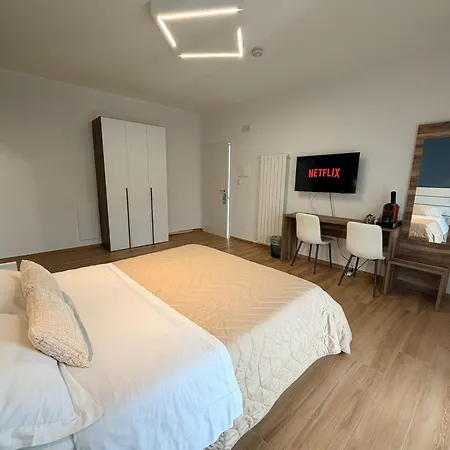 Palazzo Del Toro 2 4* Монтесильвано