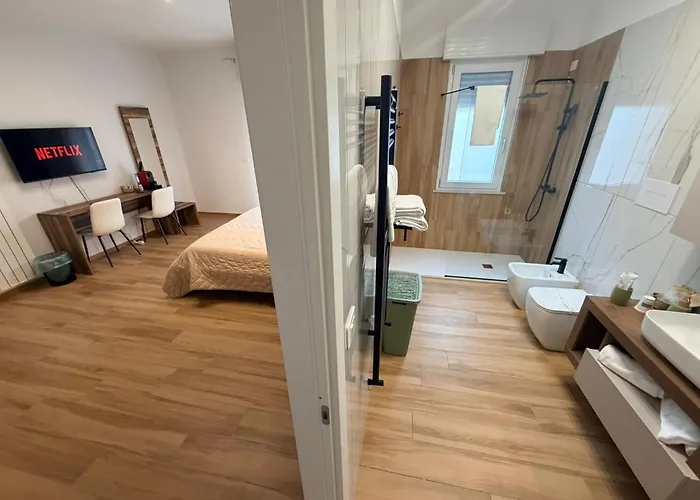 Palazzo Del Toro 2 4* Монтесильвано