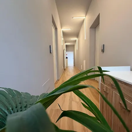 Palazzo Del Toro 2 Guest house 4*