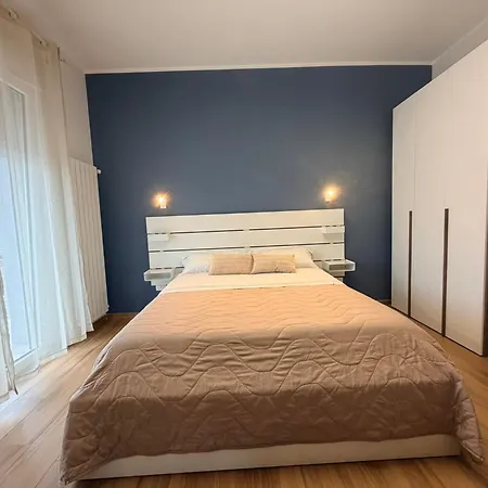 Affittacamere Palazzo Del Toro 2 4*