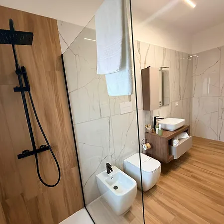 Guest house Palazzo Del Toro 2 Montesilvano