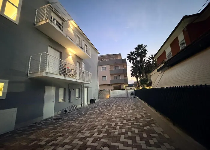 Palazzo Del Toro 2 Montesilvano