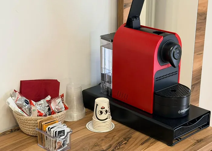 Palazzo Del Toro 2 4*